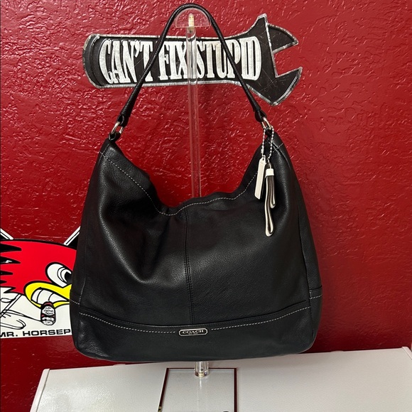 Coach Classic Black Hobo Bag - Picture 1 of 8